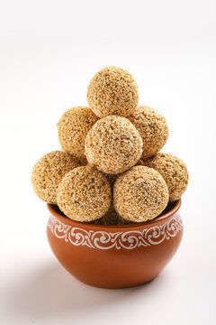 Healthy Crunch Rajgira Laddus
